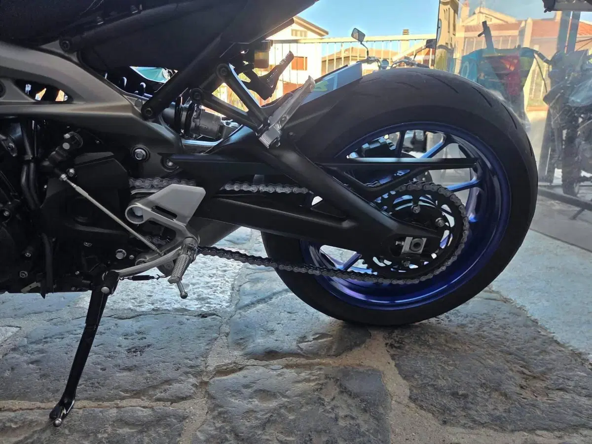 Yamaha MT-09 ABS (2016) (5)