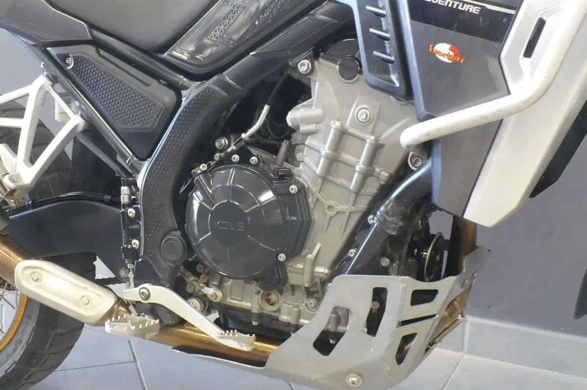 Kove 800X Pro (2024 - 25) (9)