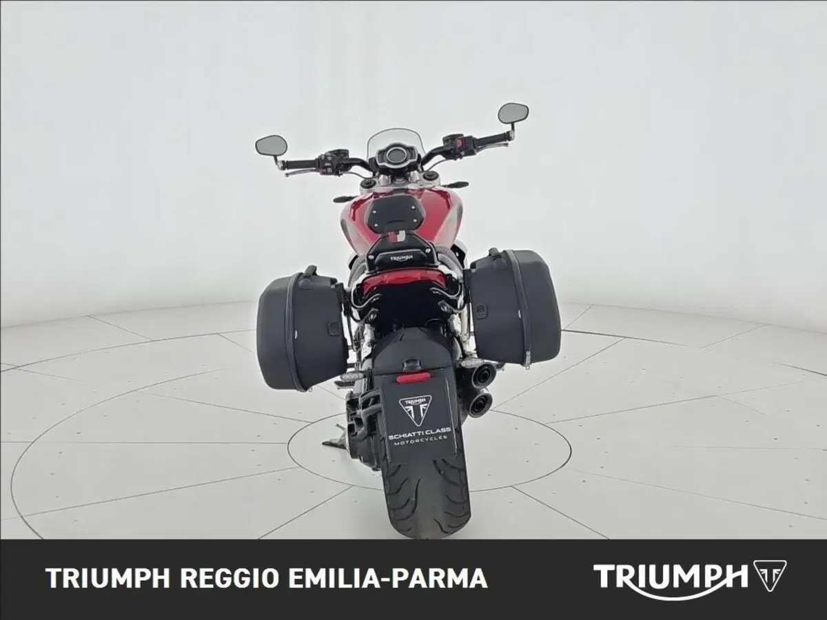 Triumph Rocket 3 R 221 (2021 - 23) (2)