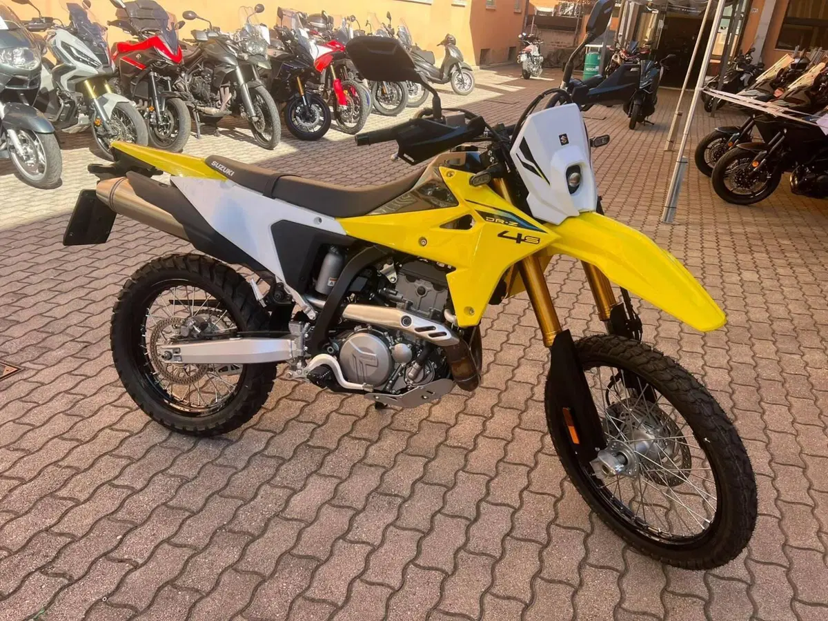 Suzuki DR-Z4S (2025 - 26)