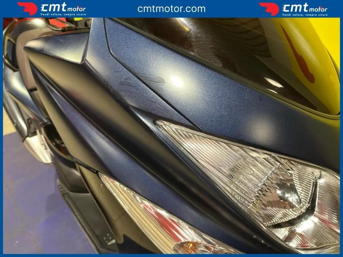 Yamaha T-Max 500 (2008 - 12) (9)