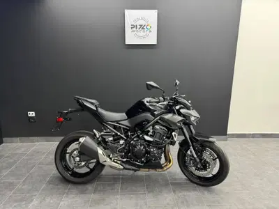 Kawasaki Z 900 (2025 - 26) usata