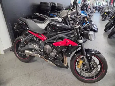 Triumph Street Triple R (2013 - 14) usata