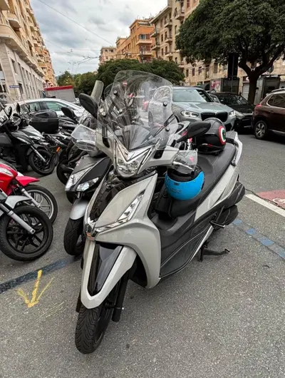 Kymco Agility 300i Noodoe (2020) usata