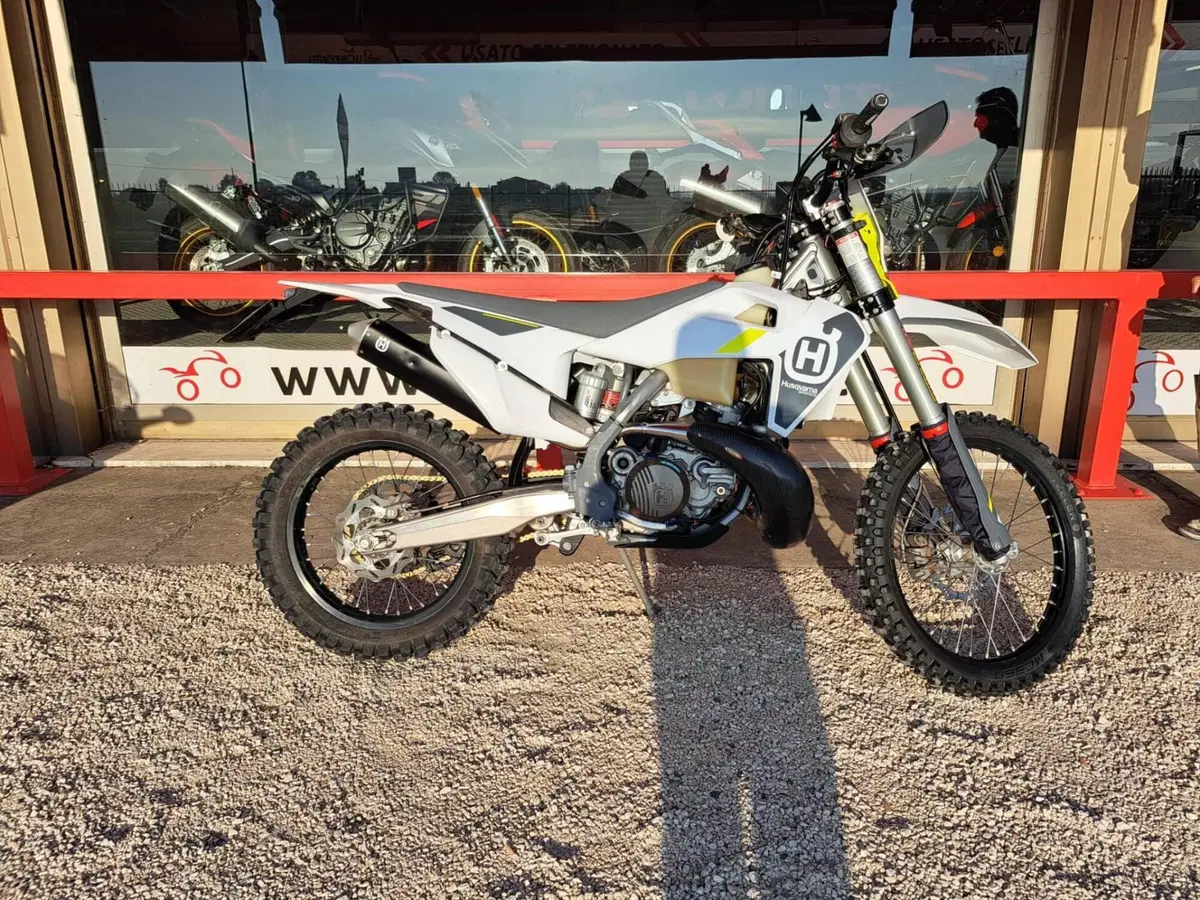 Husqvarna TE 250i (2021) (2)