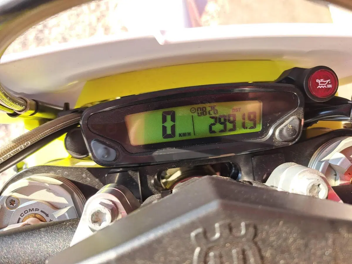Husqvarna TE 250i (2021) (4)