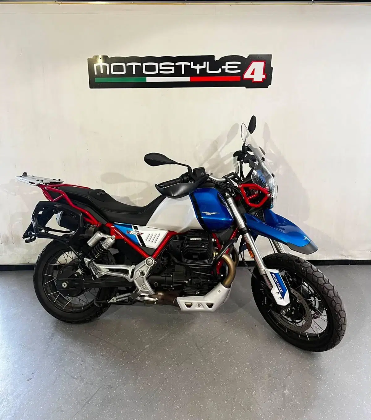 Moto Guzzi V85 TT (2021 - 23)