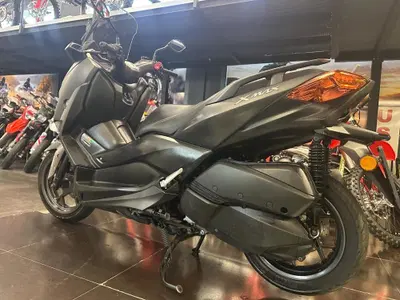 Yamaha X-Max 300 (2021 - 24) usata