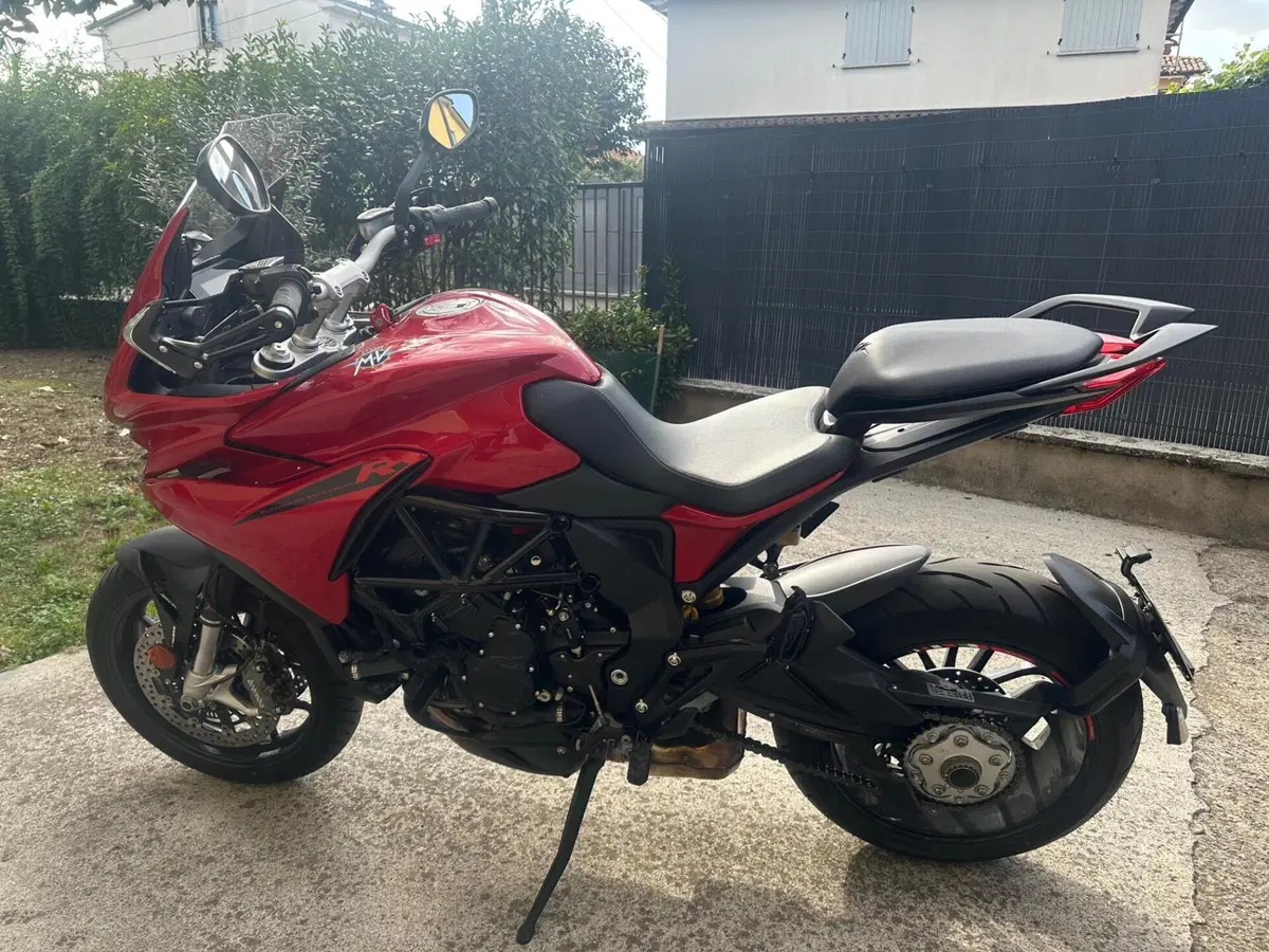 MV Agusta Turismo Veloce 800 R (2023 - 26) (3)