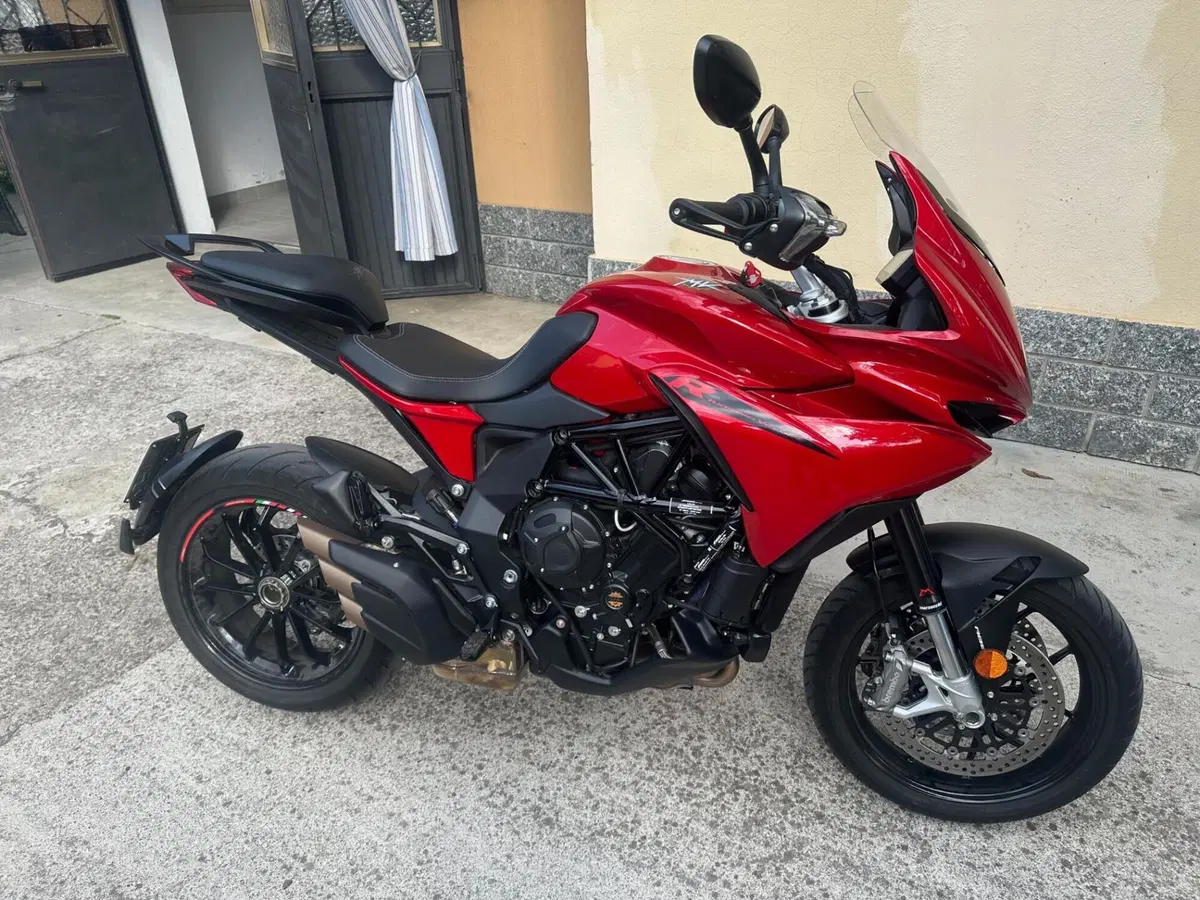 MV Agusta Turismo Veloce 800 R (2023 - 26)