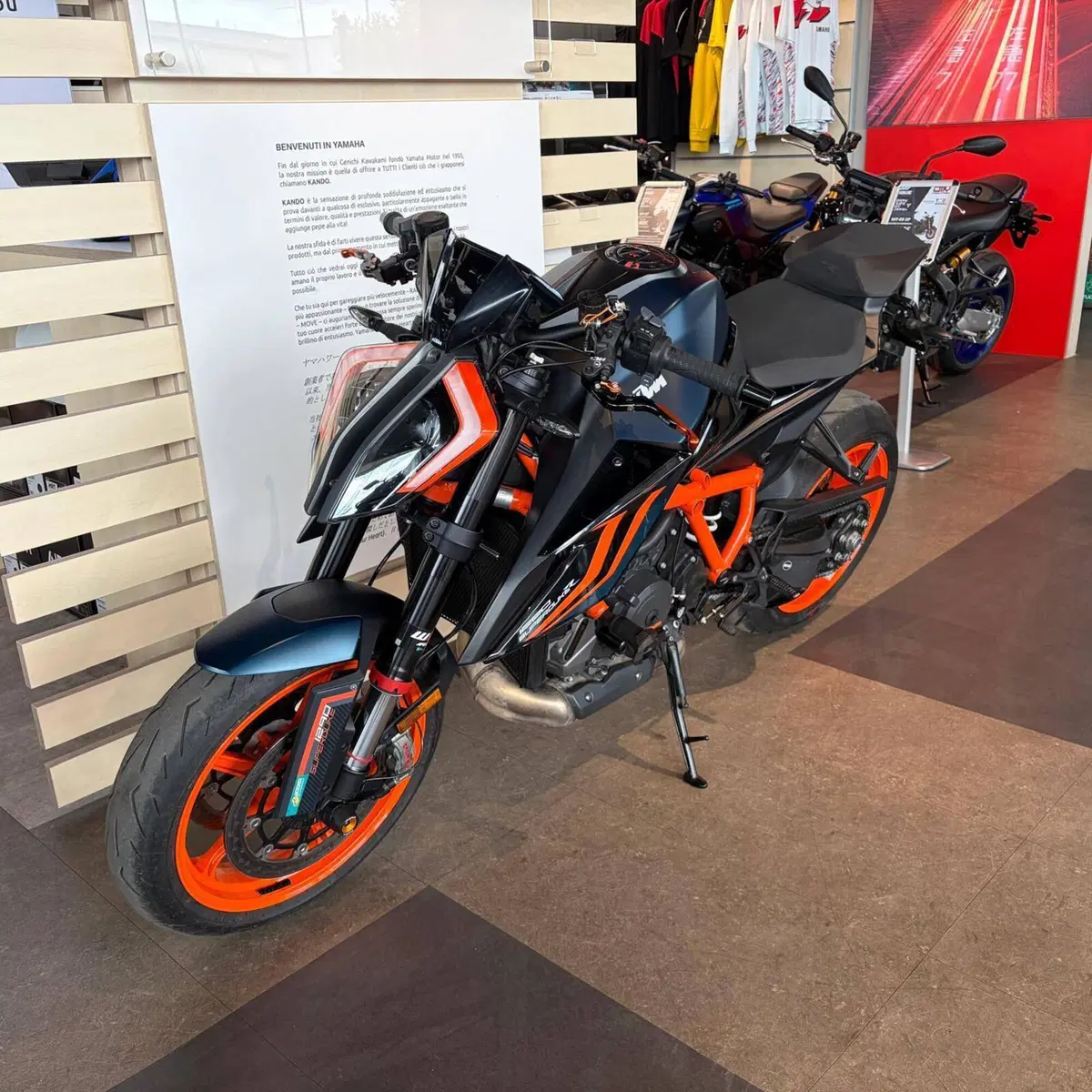 KTM 1290 Super Duke R (2021 - 23) (9)