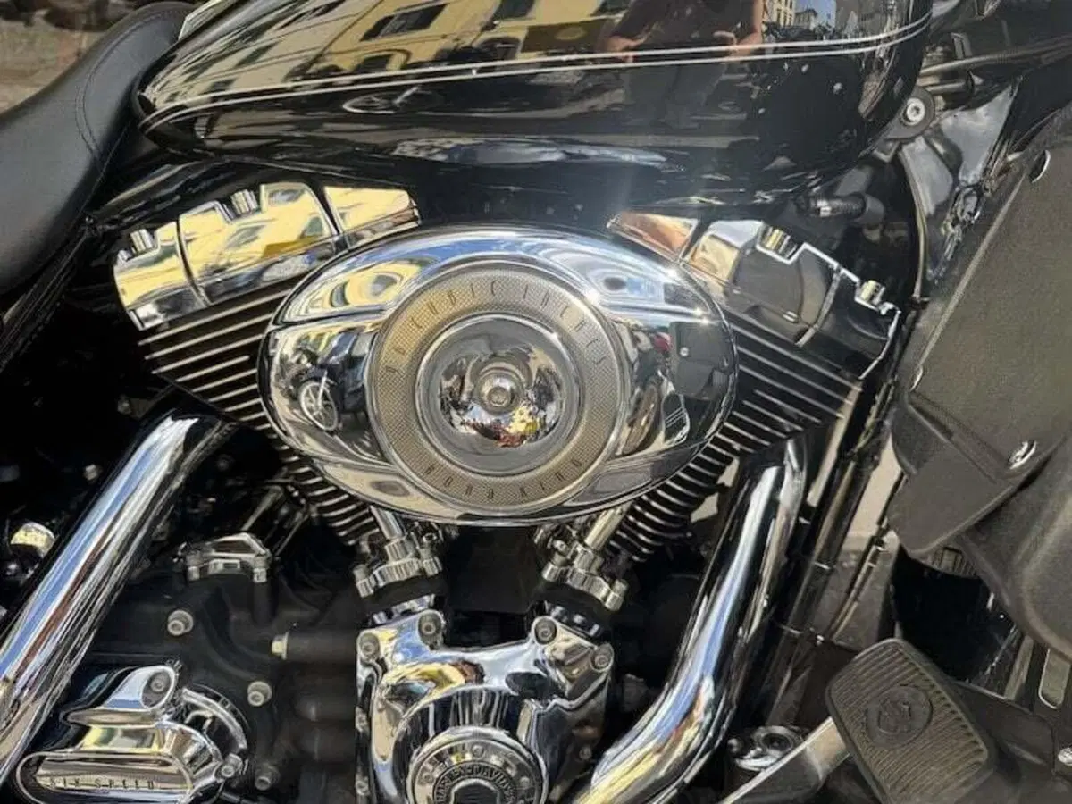 Harley-Davidson 1450 Road King Classic (2006 - 07) - FLHRCI (10)