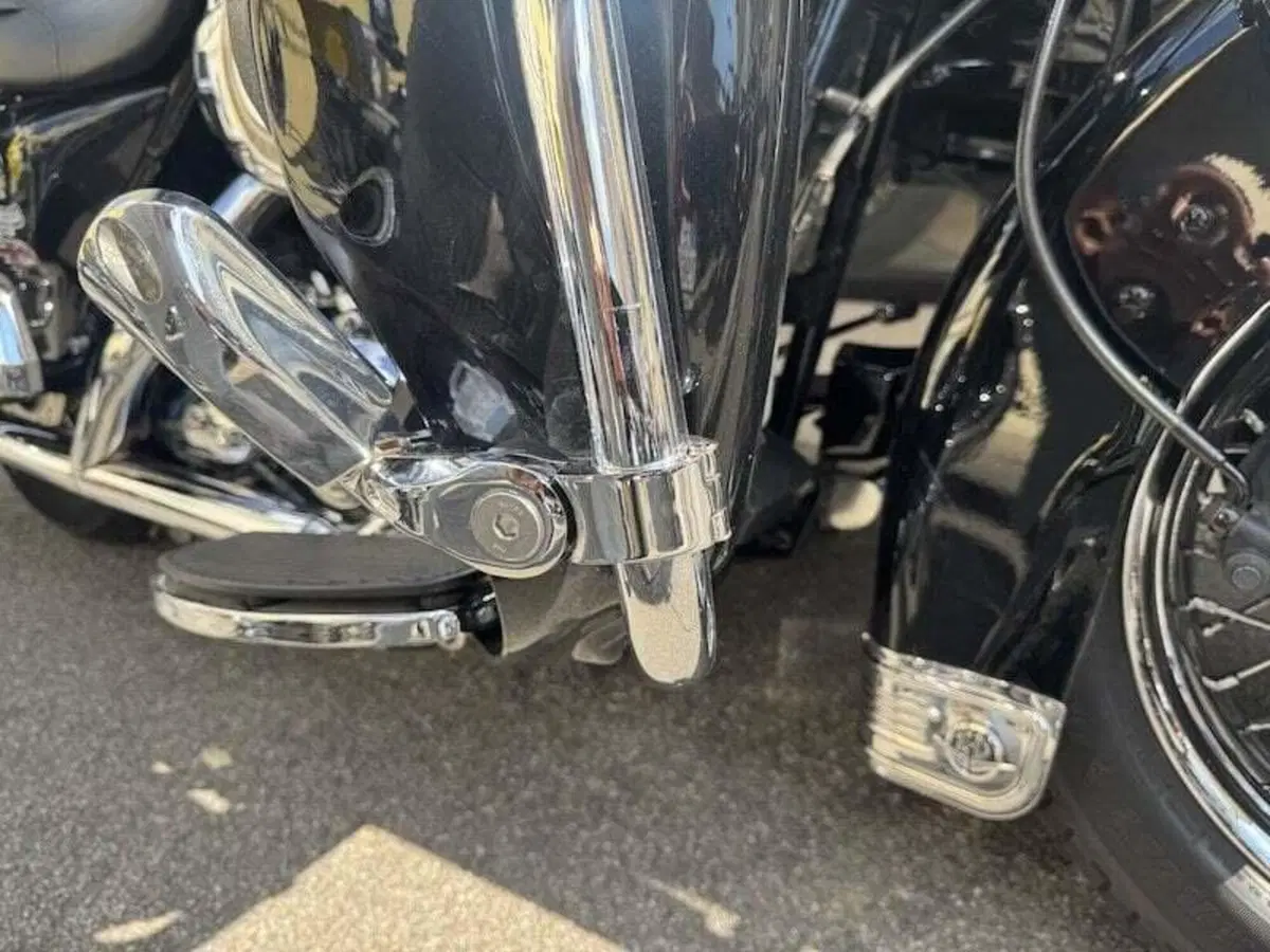 Harley-Davidson 1450 Road King Classic (2006 - 07) - FLHRCI (12)