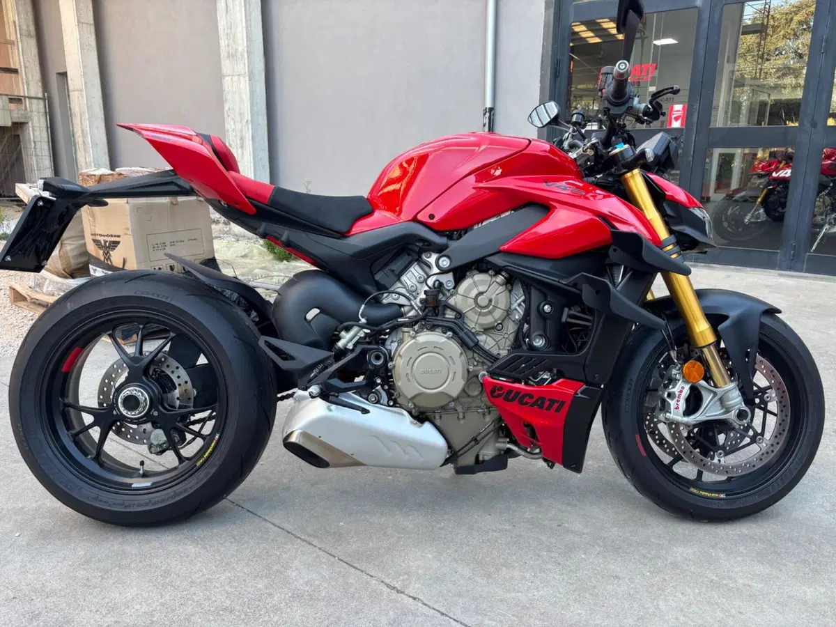 Ducati Streetfighter V4 S (2023 - 24)