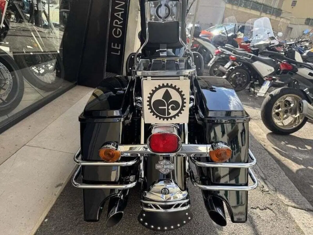 Harley-Davidson 1450 Road King Classic (2006 - 07) - FLHRCI (18)