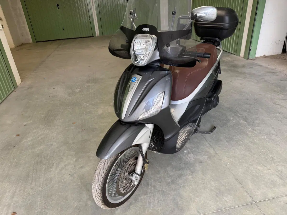 Piaggio Beverly 300 S i.e. ABS-ASR (2016 - 20)