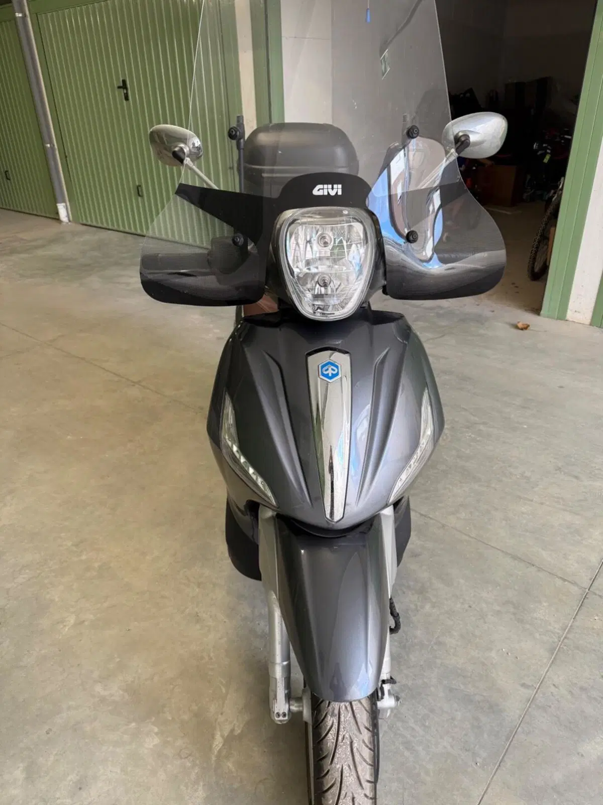 Piaggio Beverly 300 S i.e. ABS-ASR (2016 - 20) (3)