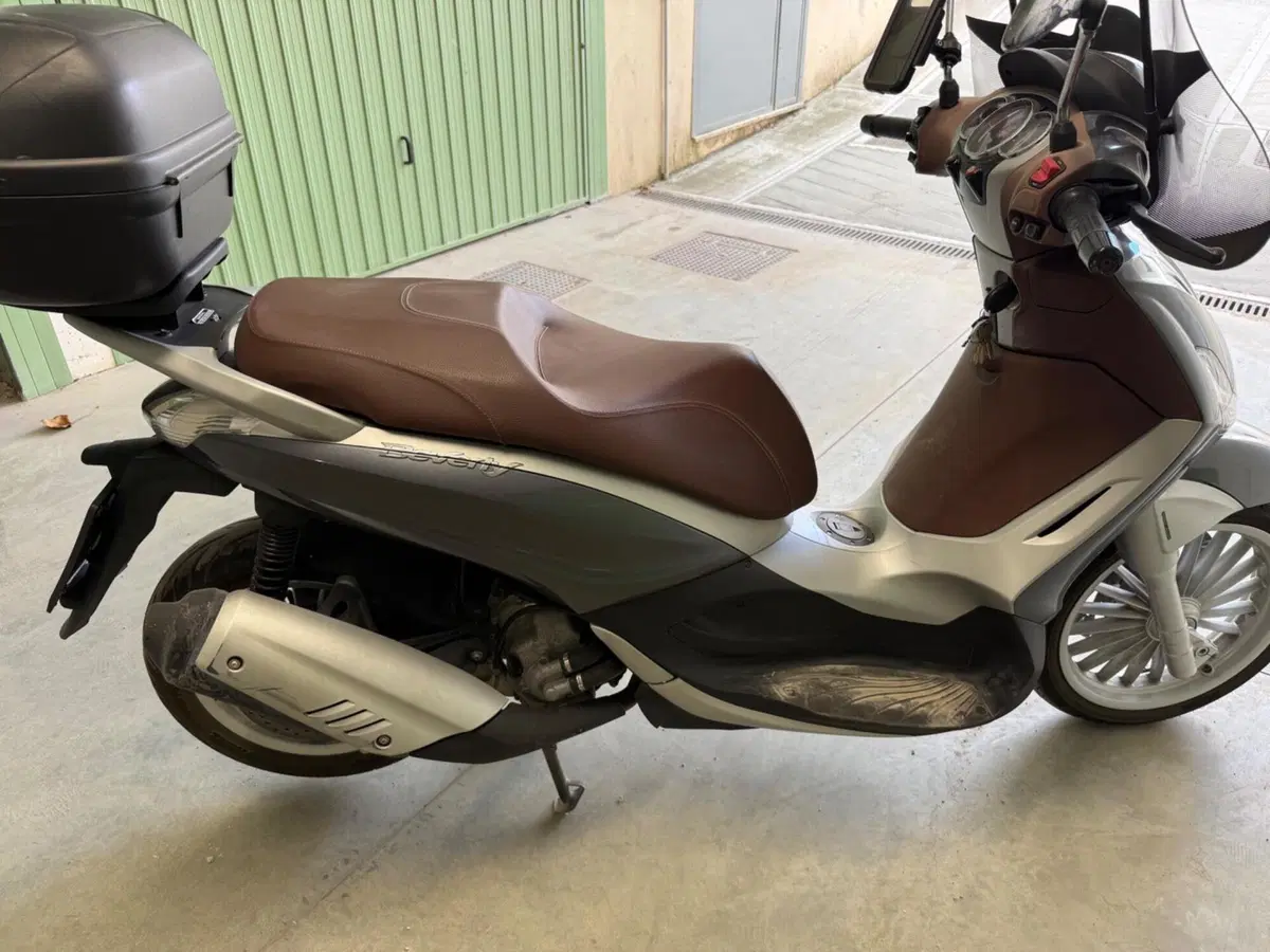 Piaggio Beverly 300 S i.e. ABS-ASR (2016 - 20) (4)