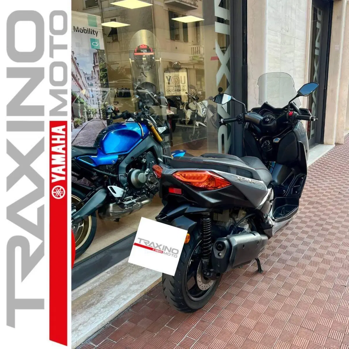 Yamaha X-Max 300 Tech Max (2021 - 24) (2)