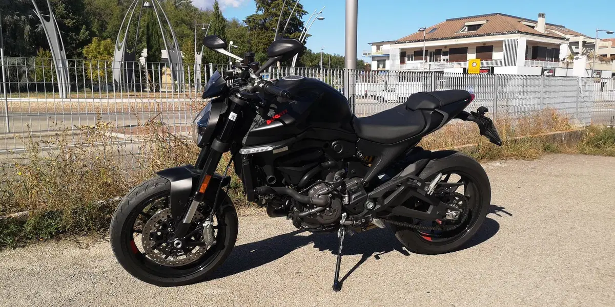 Ducati Monster 937 (2021 - 25) (5)