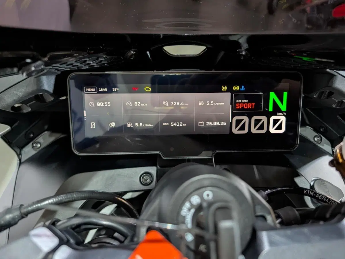 KTM 990 RC R (2026) (7)