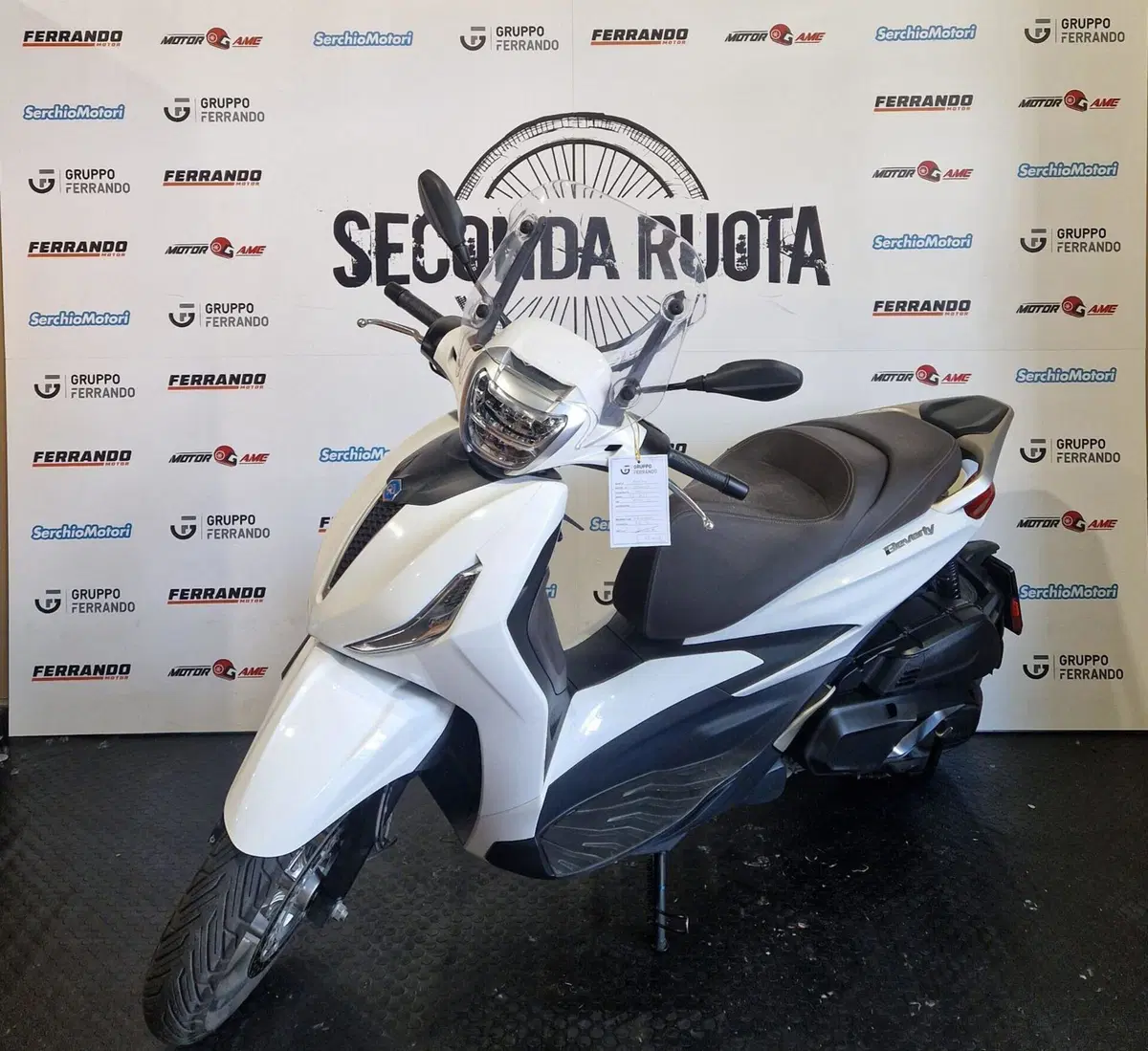 Piaggio Beverly 400 ABS-ASR (2021 - 24) (4)