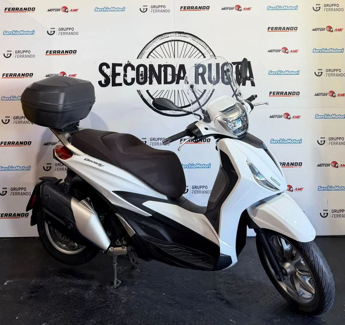 Piaggio Beverly 400 ABS-ASR (2021 - 24) (4)