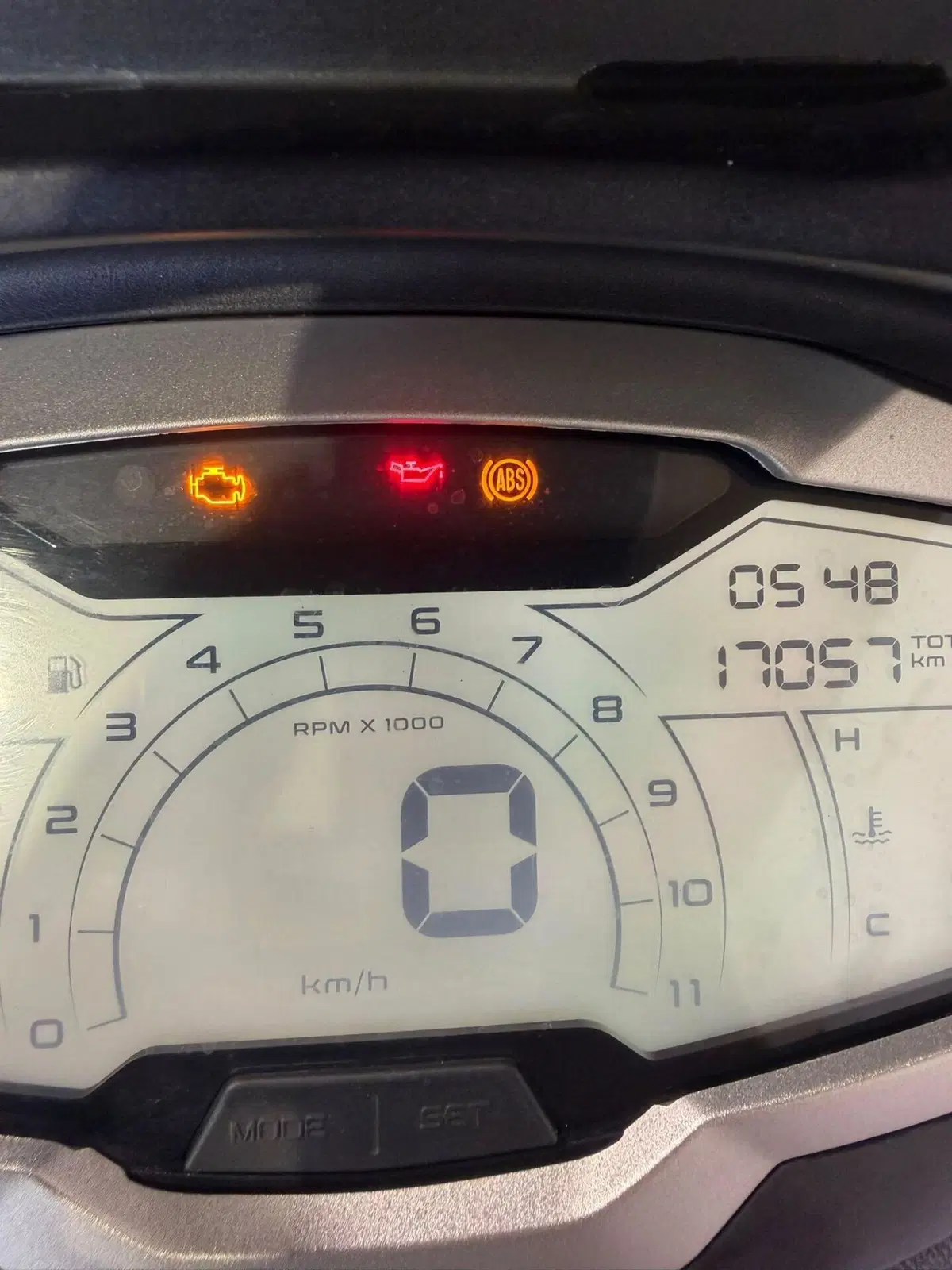 Piaggio Beverly 400 ABS-ASR (2021 - 24) (5)