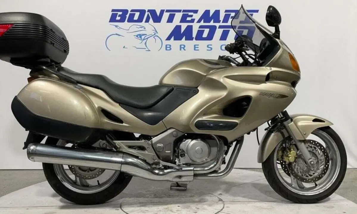 Honda Deauville 650 (1998 - 01)