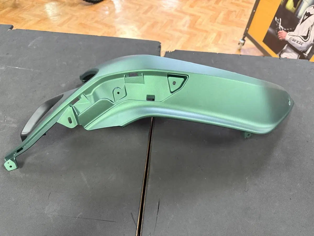 CARENA SERBATOIO DX Benelli TRK 702/ 702X (3)