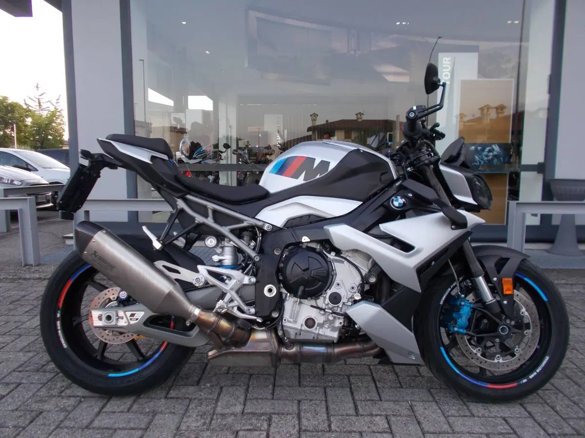 Bmw M 1000 R (2025 - 27)