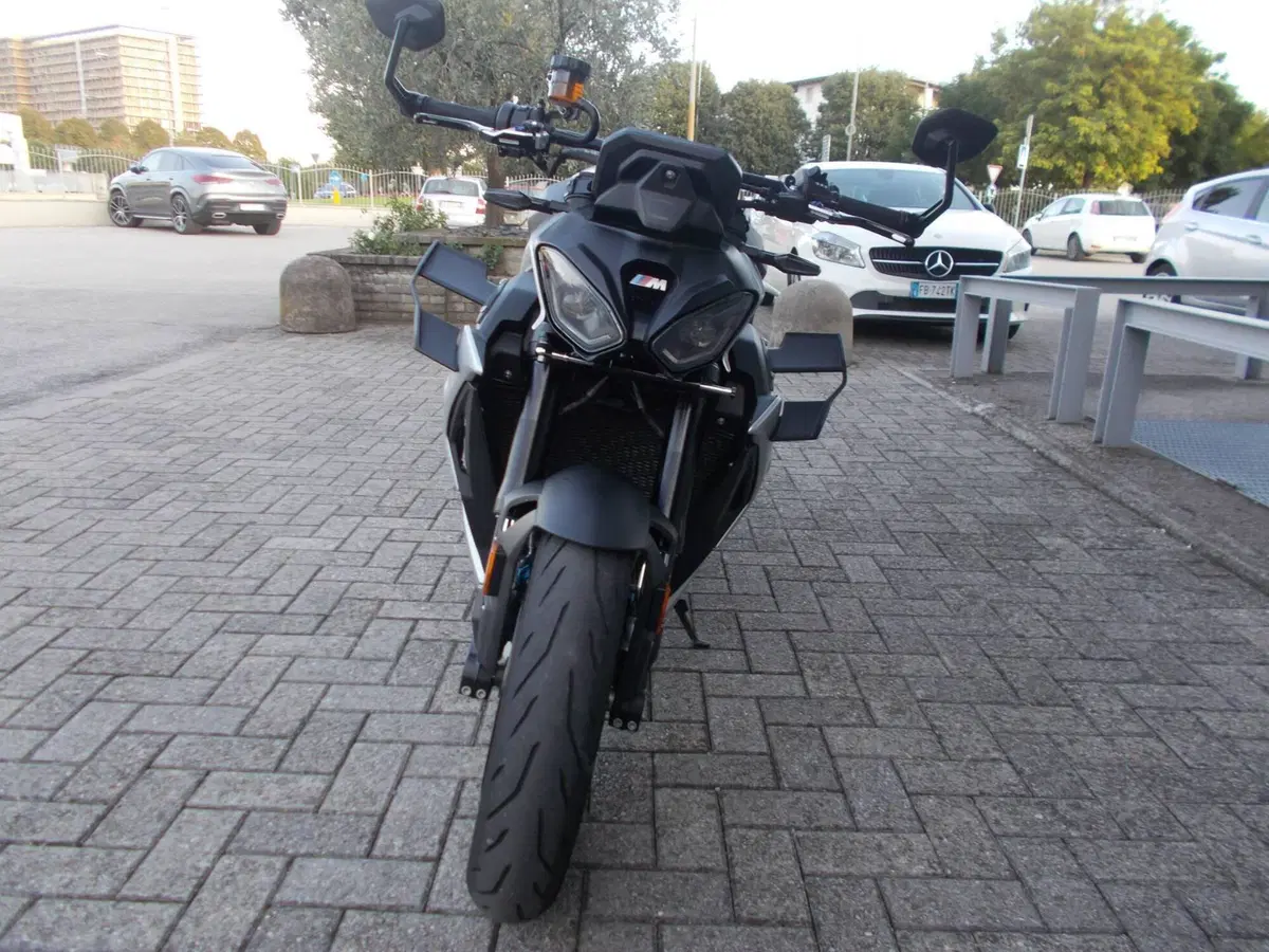 Bmw M 1000 R (2025 - 27) (3)
