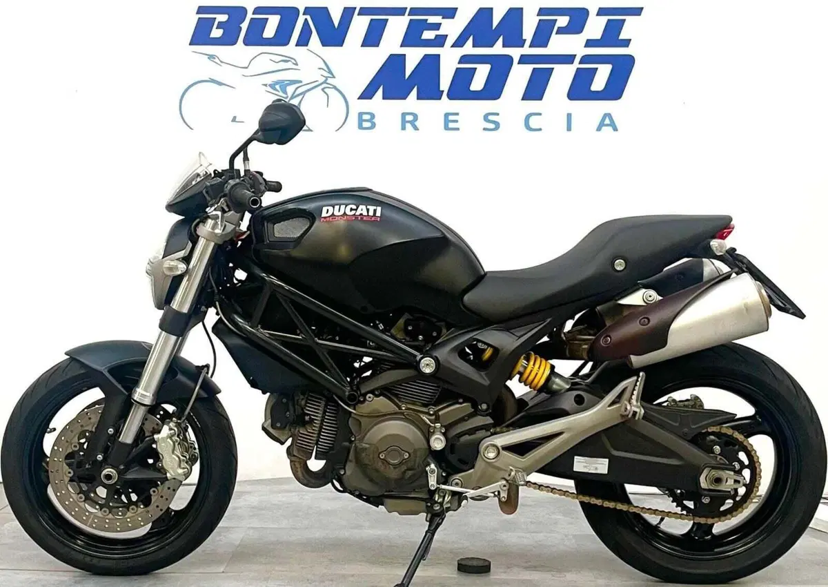 Ducati Monster 696 (2008 - 13) (2)