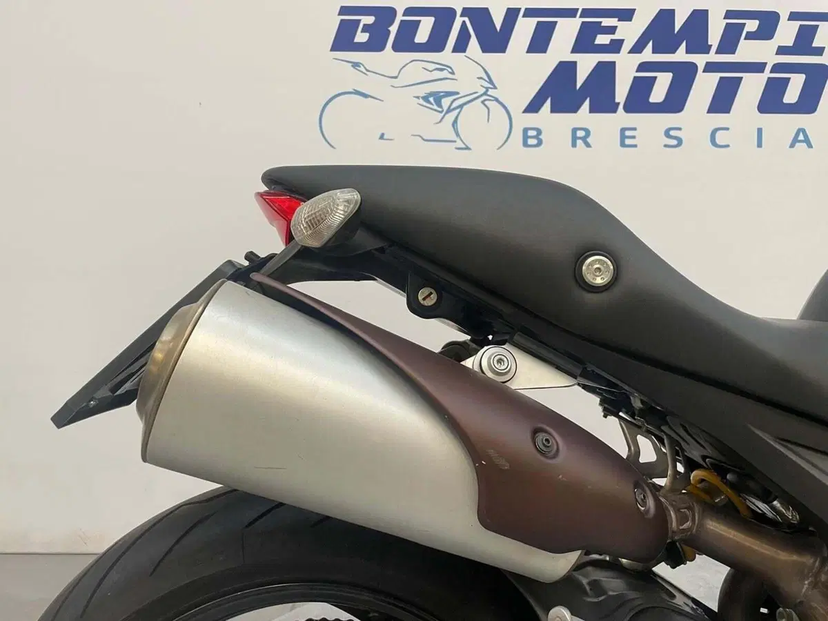 Ducati Monster 696 (2008 - 13) (3)