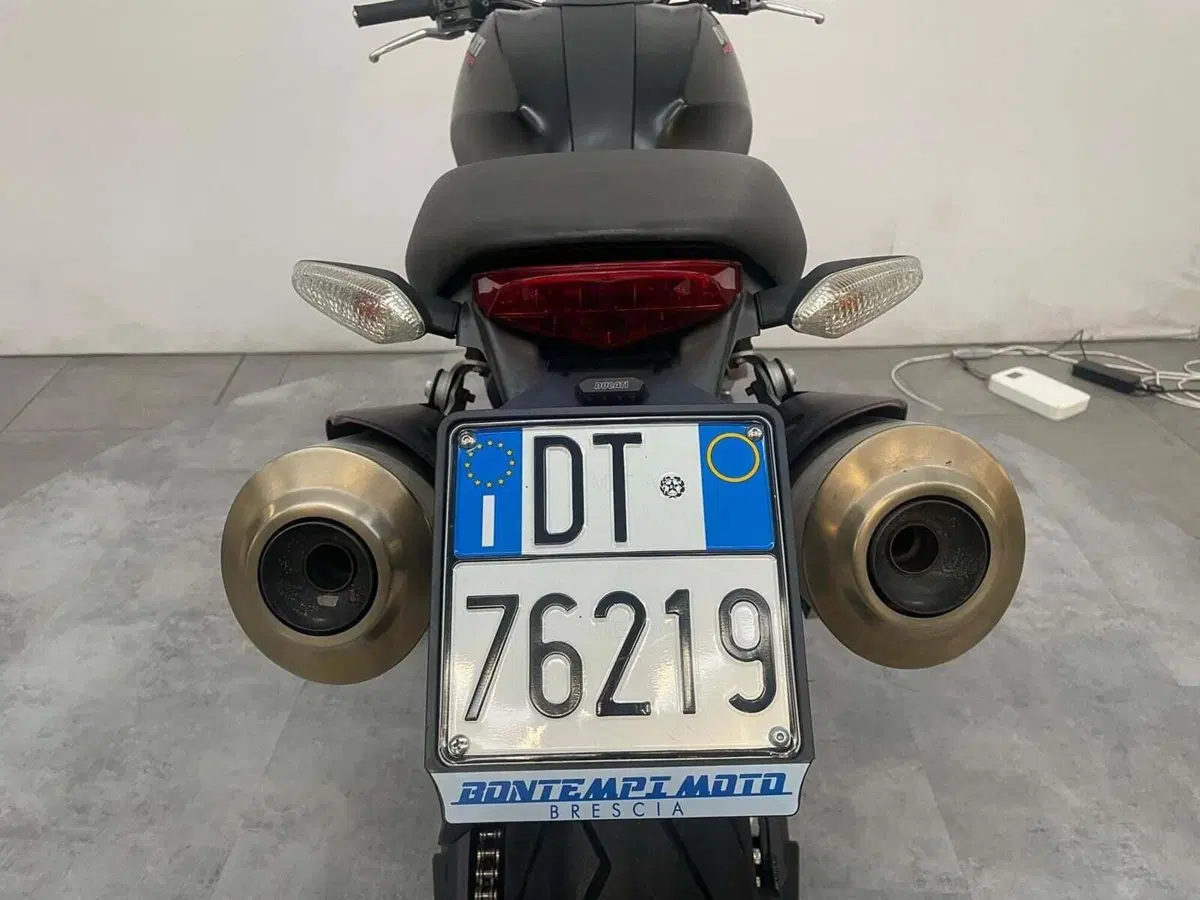 Ducati Monster 696 (2008 - 13) (7)
