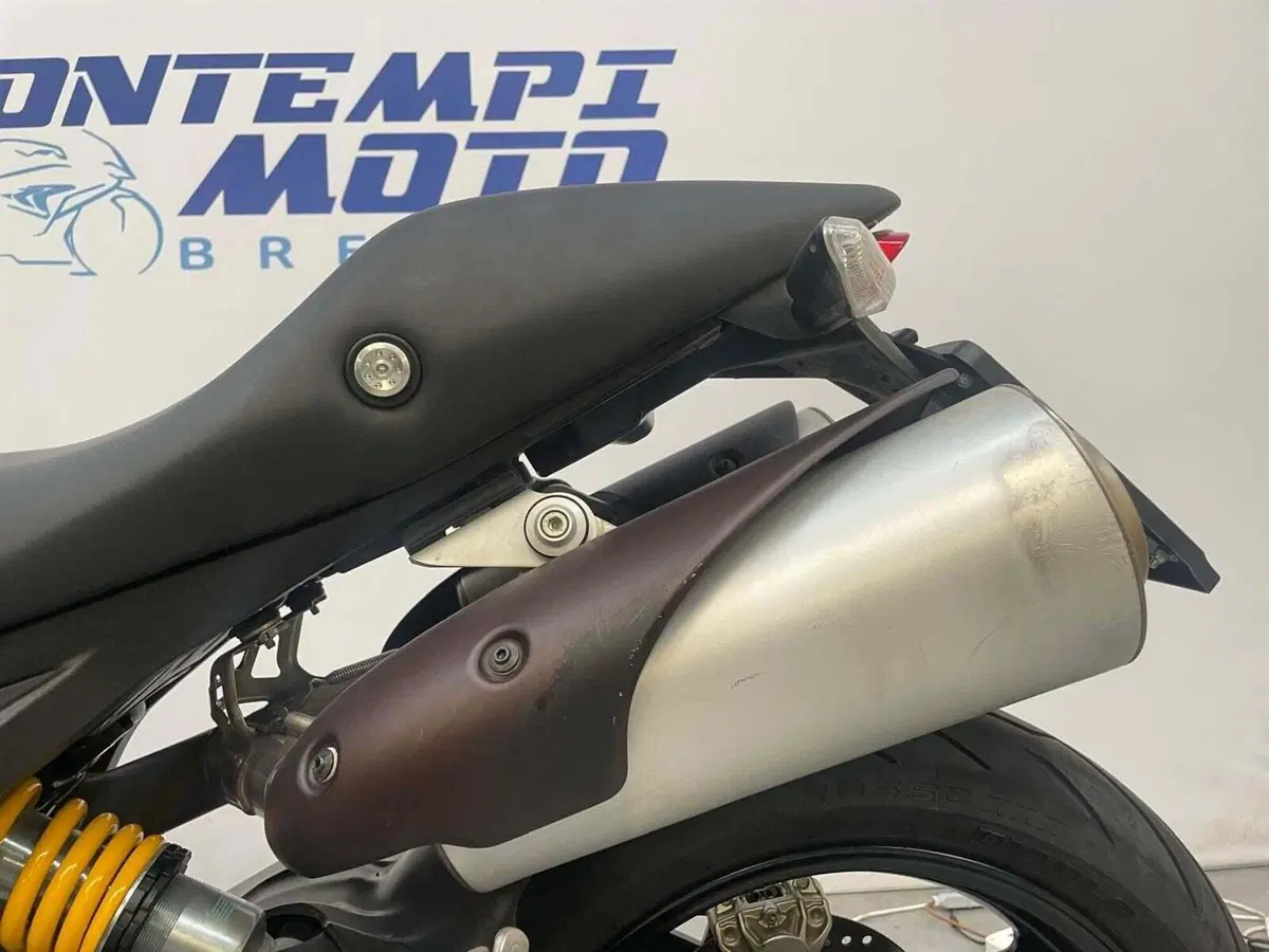 Ducati Monster 696 (2008 - 13) (15)