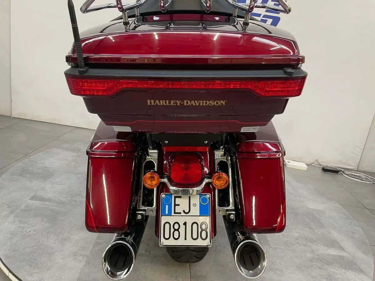 Harley-Davidson 114 Electra Glide Ultra Limited (2019) - FLHTK (11)