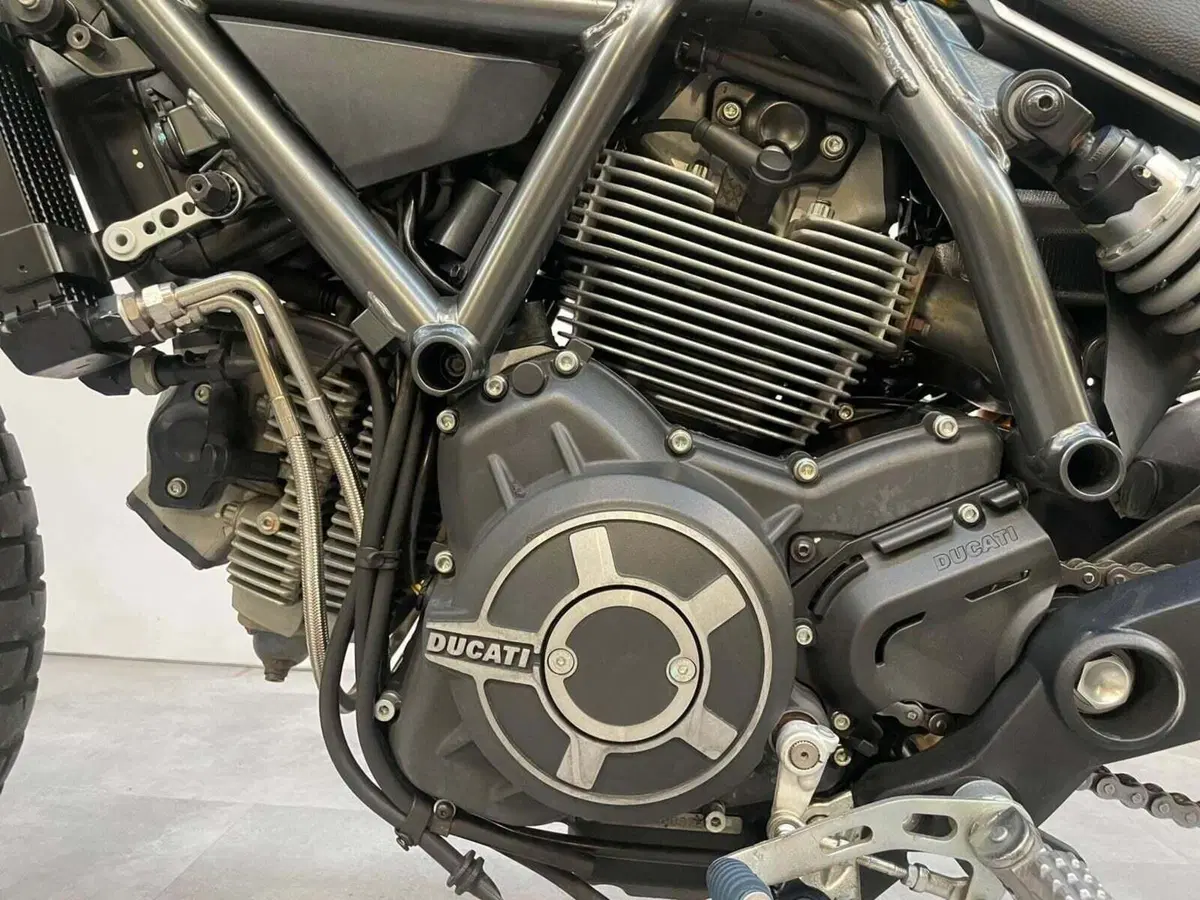 Ducati Scrambler 800 Classic (2017 - 18) (6)