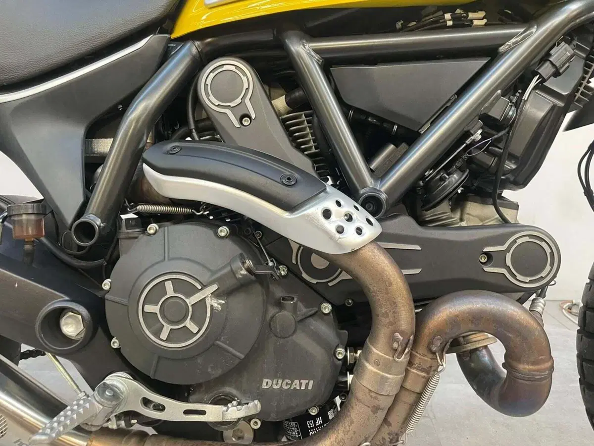 Ducati Scrambler 800 Classic (2017 - 18) (14)