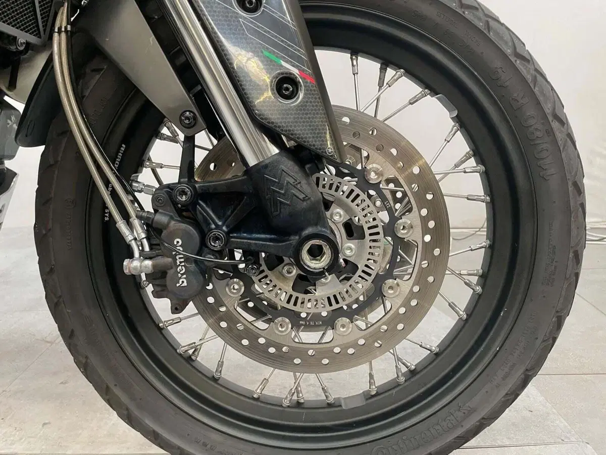 Moto Morini X-Cape 650 Alloy Wheels (2021 - 26) (13)