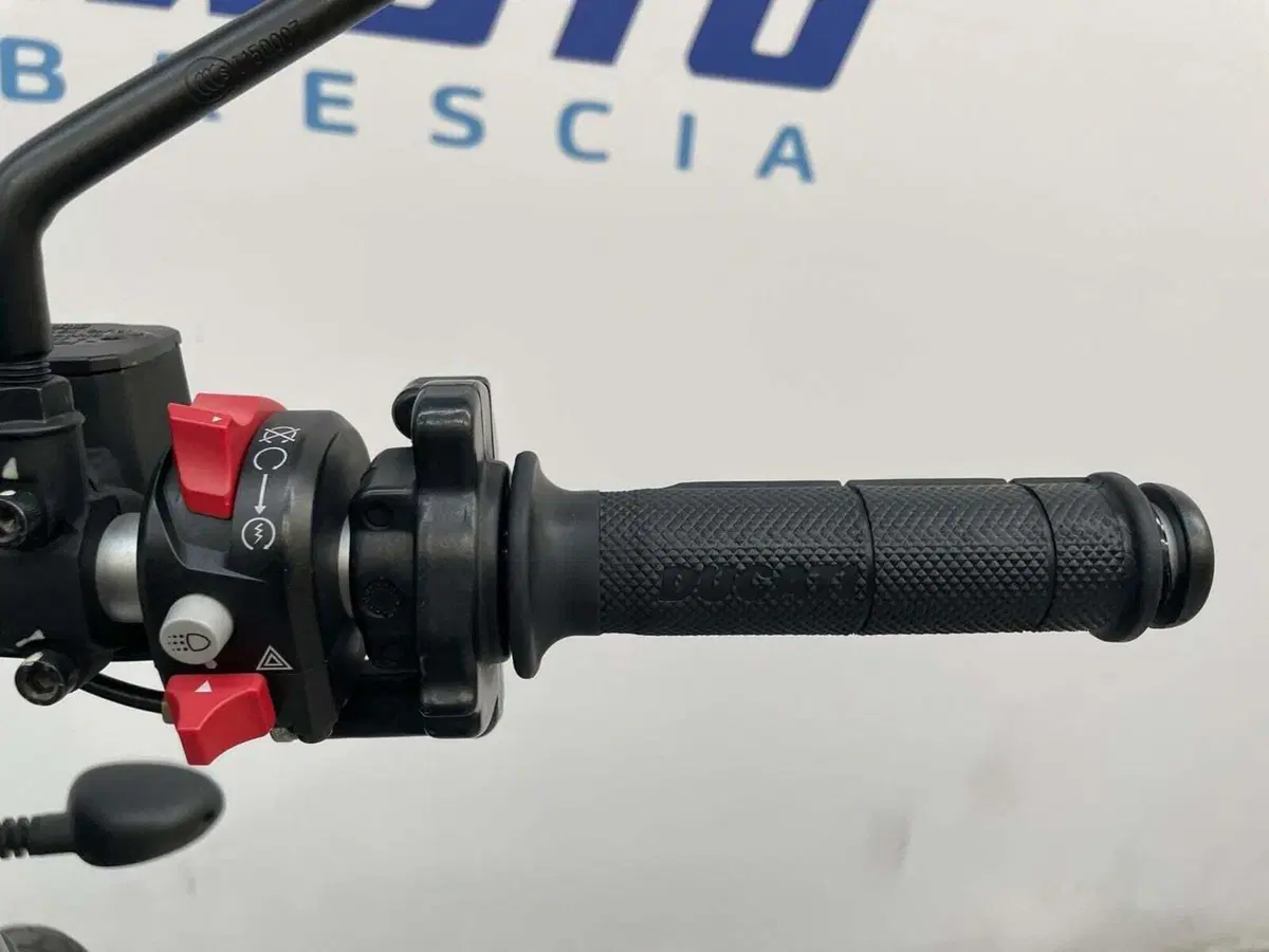 Ducati Scrambler 800 Icon Dark (2020) (8)