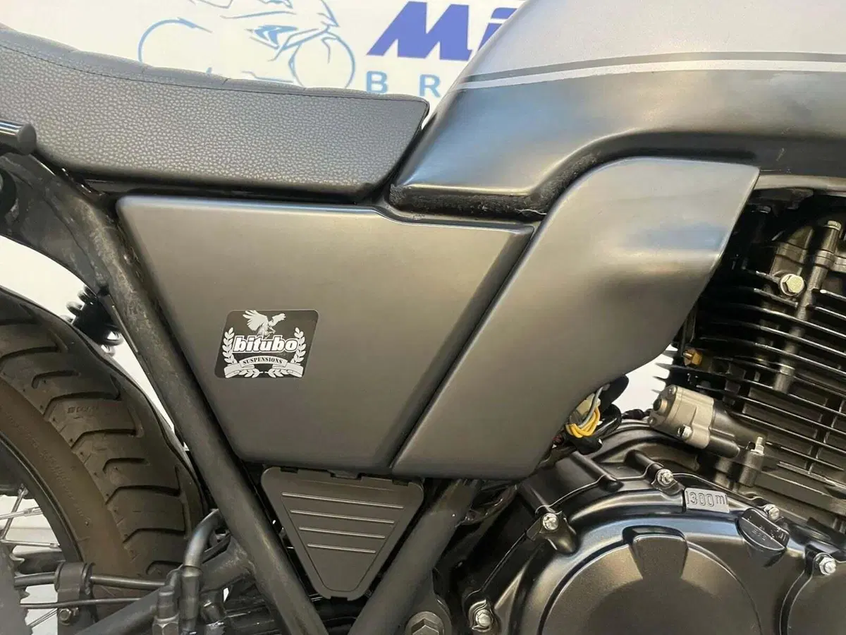 Brixton Motorcycles Glanville 250 X (2018 - 19) (7)
