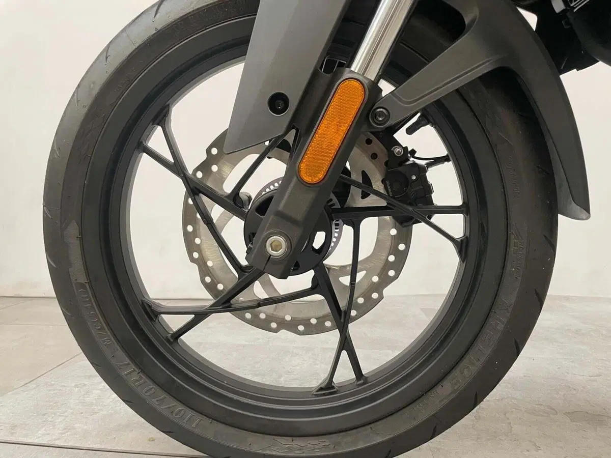 Voge Brivido 125S (2026) (10)