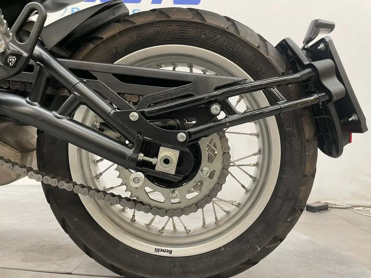 Benelli Leoncino 500 Trail (2021 - 26) (7)