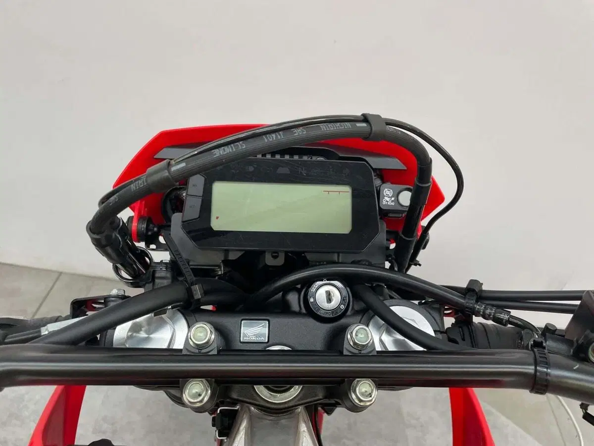 Honda CRF 300 Rally (2025 - 26) (16)
