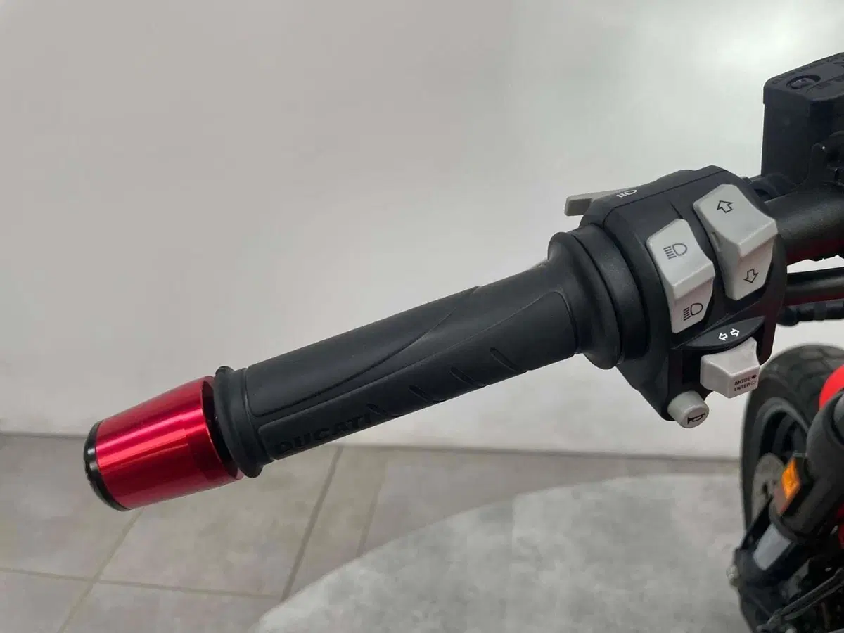 Ducati Scrambler 800 Full Throttle (2023 - 24) (10)