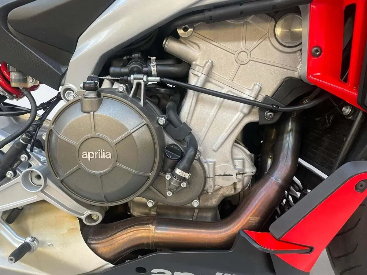 Aprilia Tuono 660 (2021 - 25) (13)