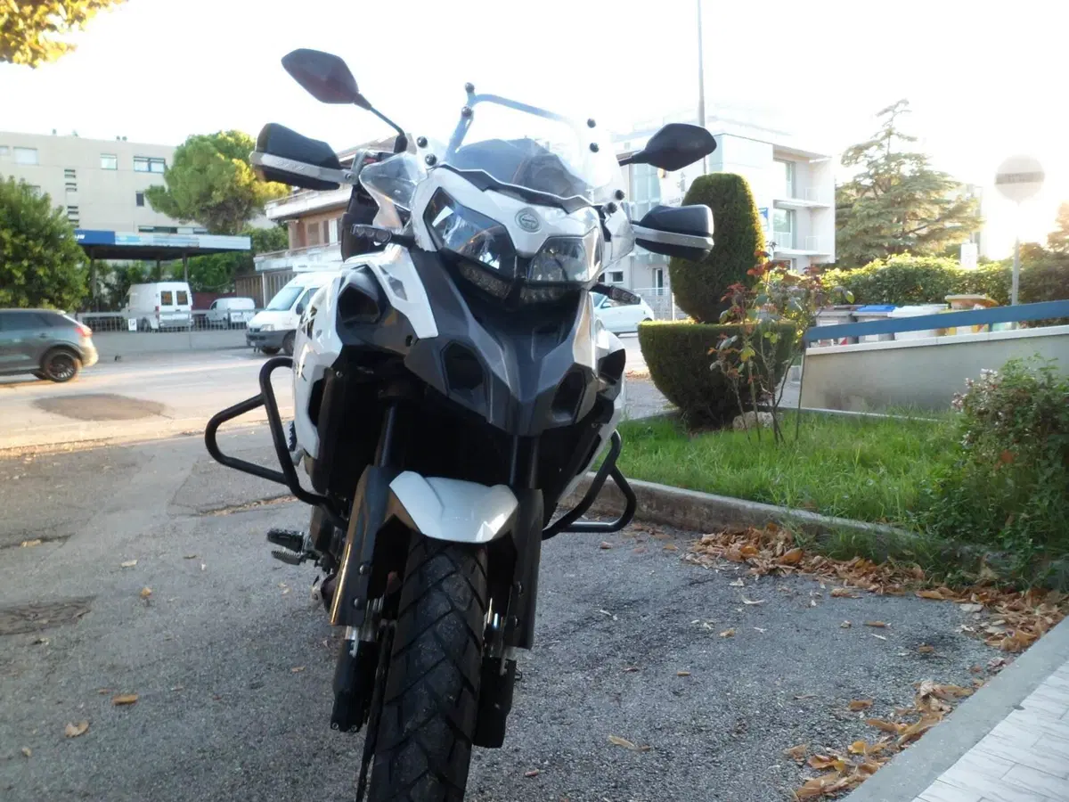 Benelli TRK 502X (2021 - 26) (3)