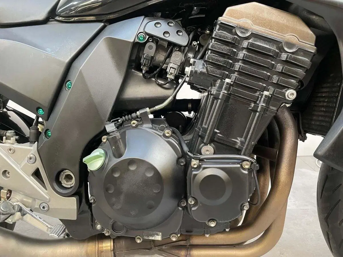 Kawasaki Z 750 (2003 - 06) (14)
