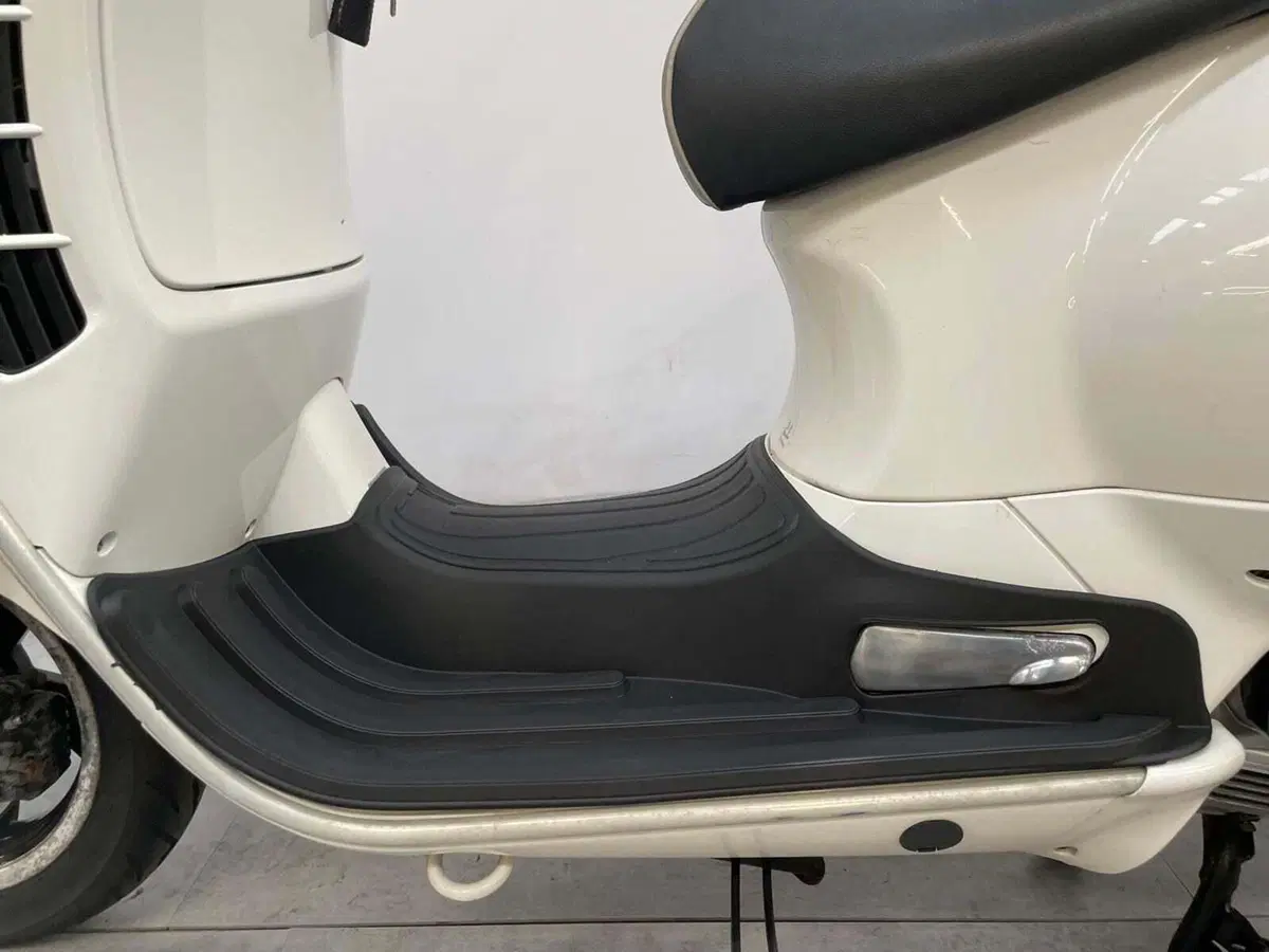 Vespa GTS 300 ABS (2014 - 16) (16)